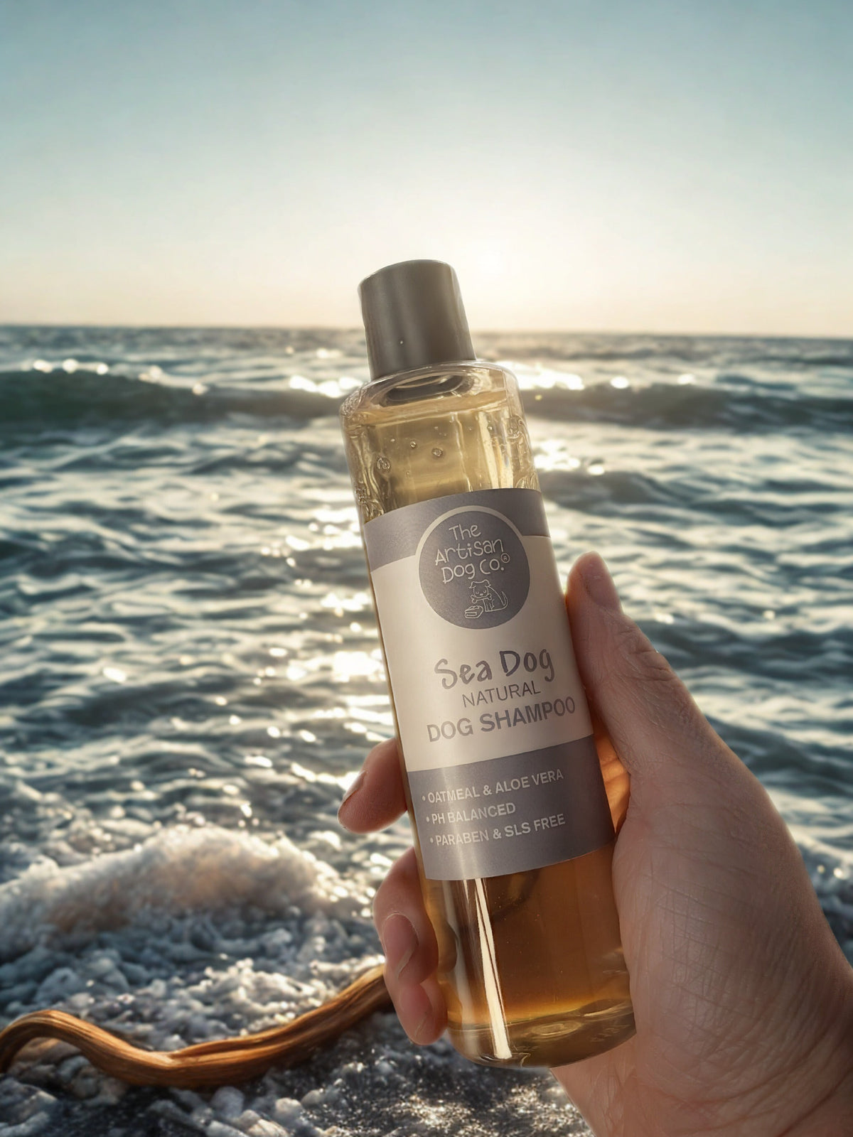 Natural Oatmeal & Aloe Vera Dog Shampoo product image
